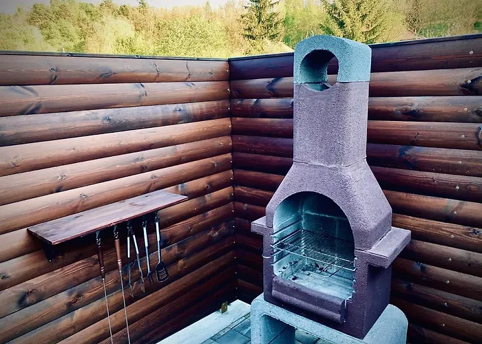 Trendy House 193 *